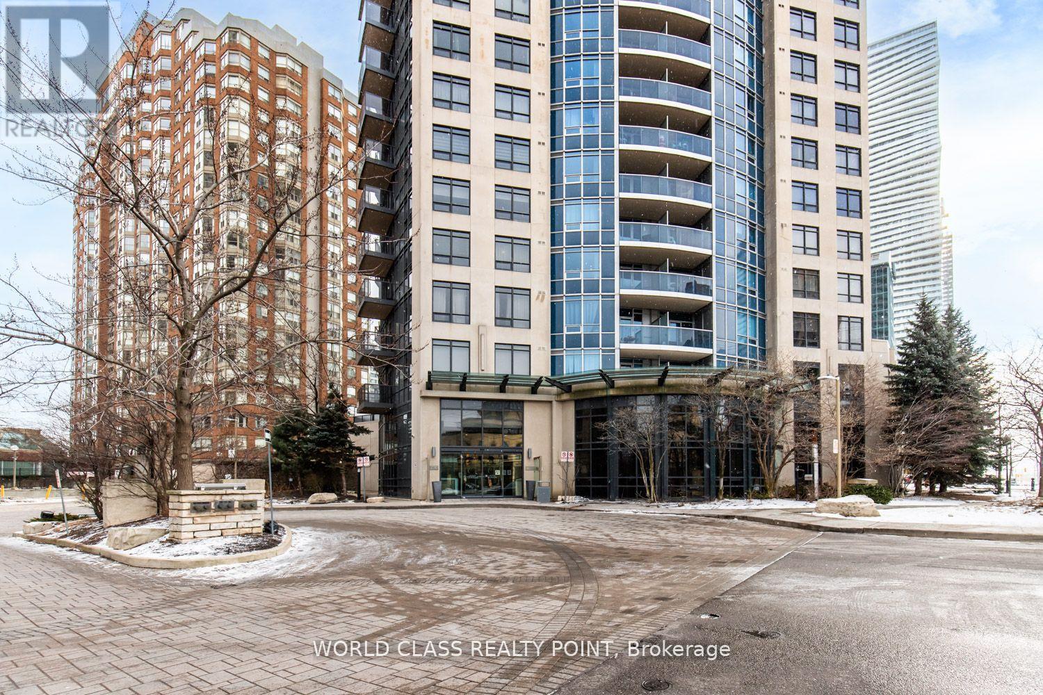 1402 - 330 Burnhamthorpe Road W, Mississauga, Ontario  L5B 0E1 - Photo 2 - W12148732