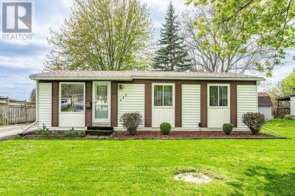 892 SUNSET BOULEVARD, Woodstock, Ontario