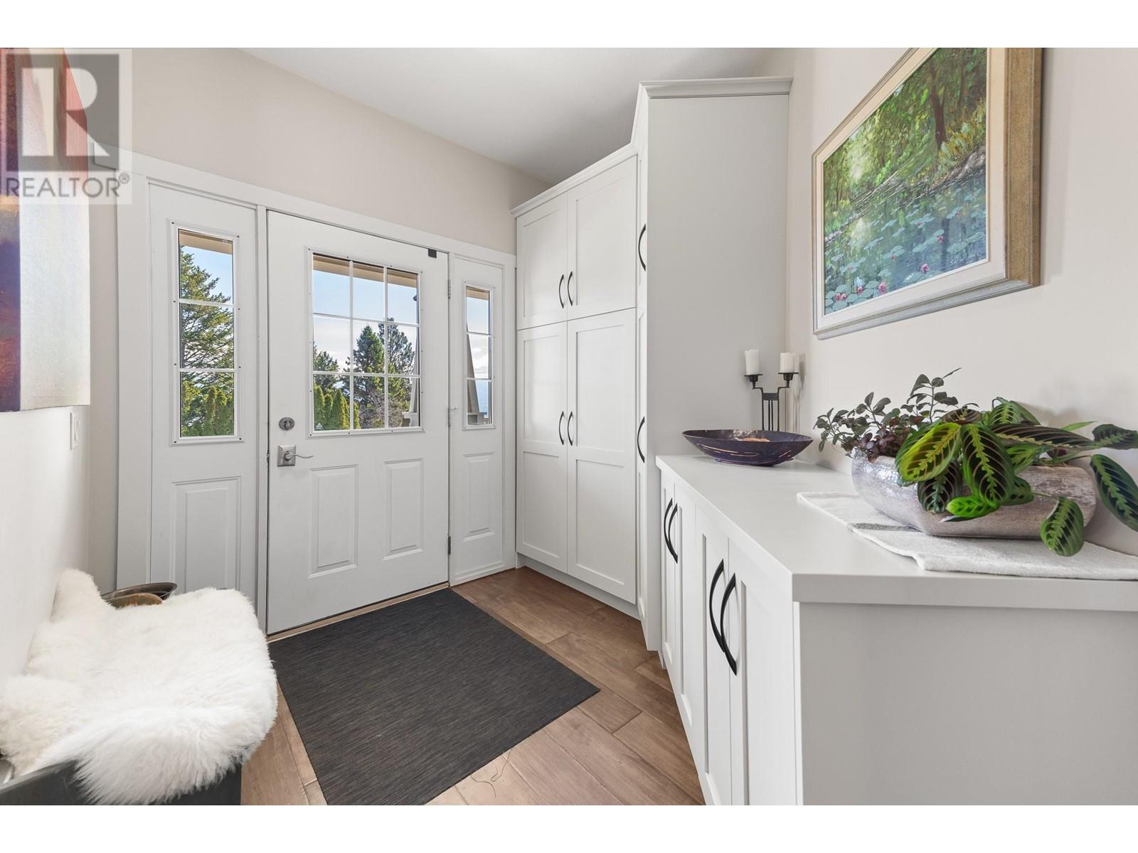 1590 West Kelowna Road, West Kelowna, British Columbia  V1Z 3H5 - Photo 3 - 10347954