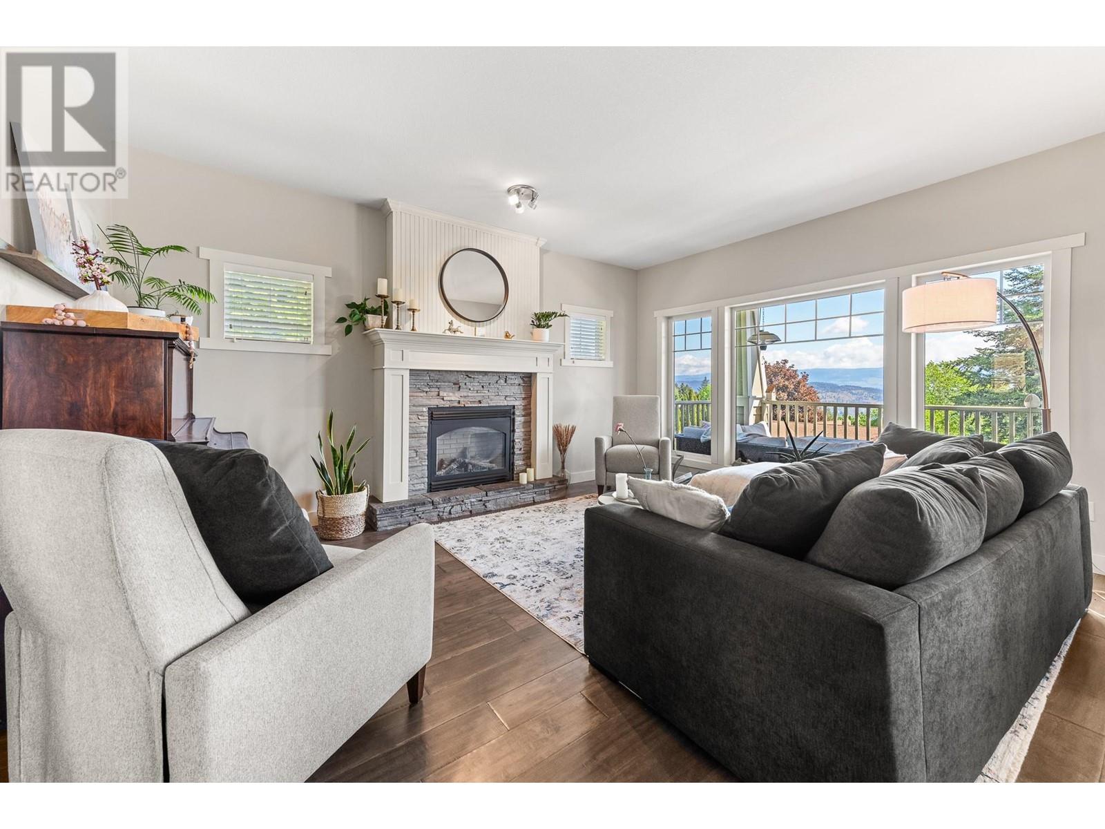 1590 West Kelowna Road, West Kelowna, British Columbia  V1Z 3H5 - Photo 4 - 10347954