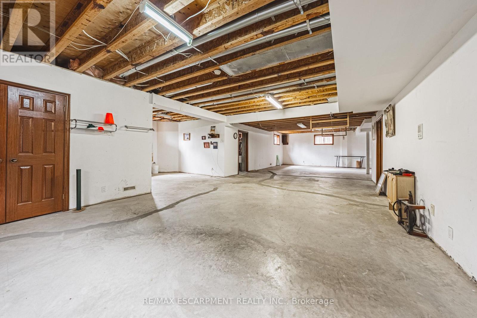 388 Hemlock Avenue, Hamilton, Ontario  L8E 2E1 - Photo 36 - X12148843