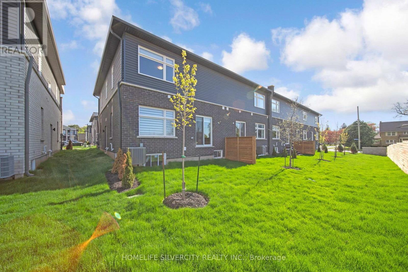 4 - 5672 Dorchester Road, Niagara Falls (Hospital), Ontario  L2G 4Y8 - Photo 24 - X12148879