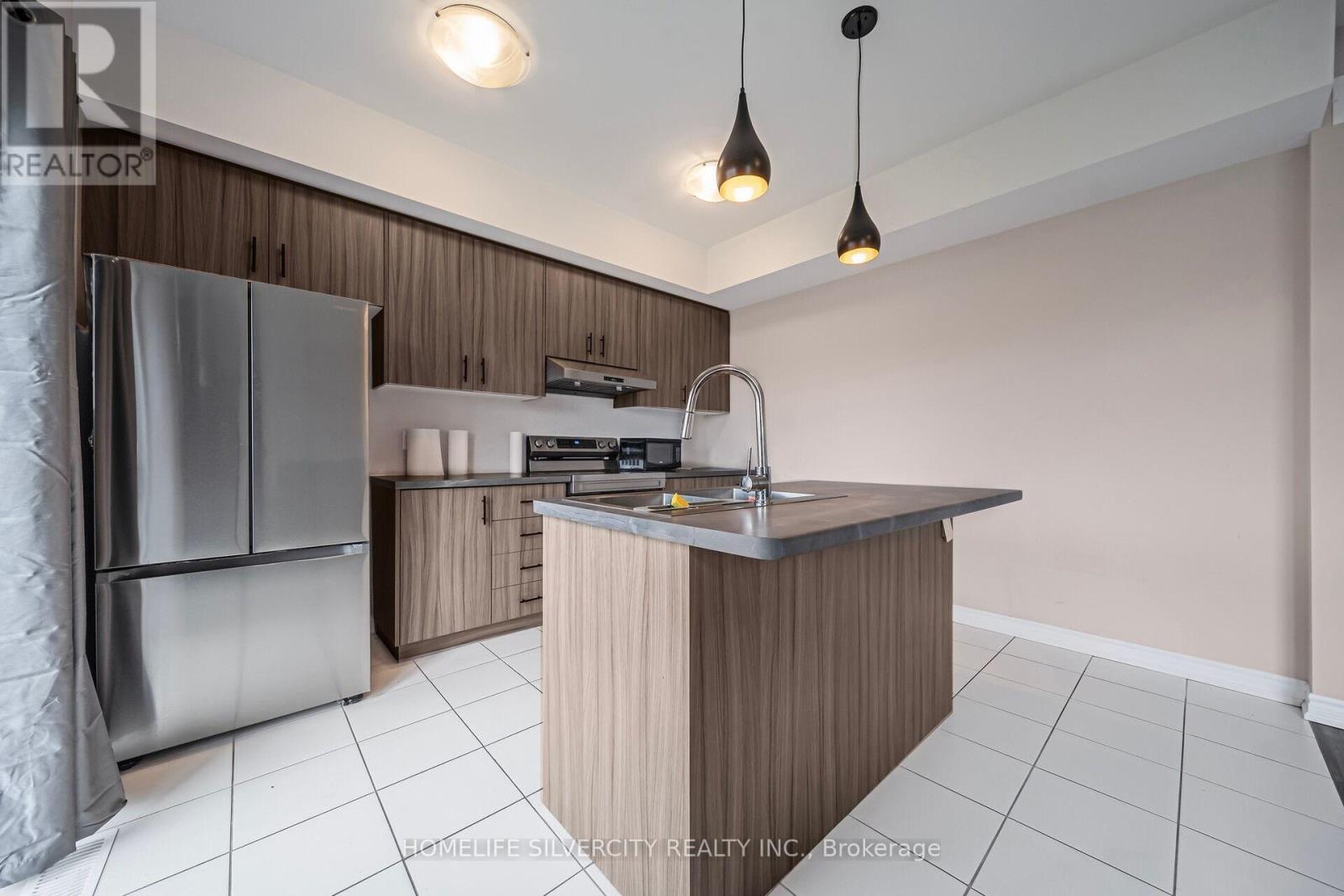 4 - 5672 Dorchester Road, Niagara Falls (Hospital), Ontario  L2G 4Y8 - Photo 6 - X12148879