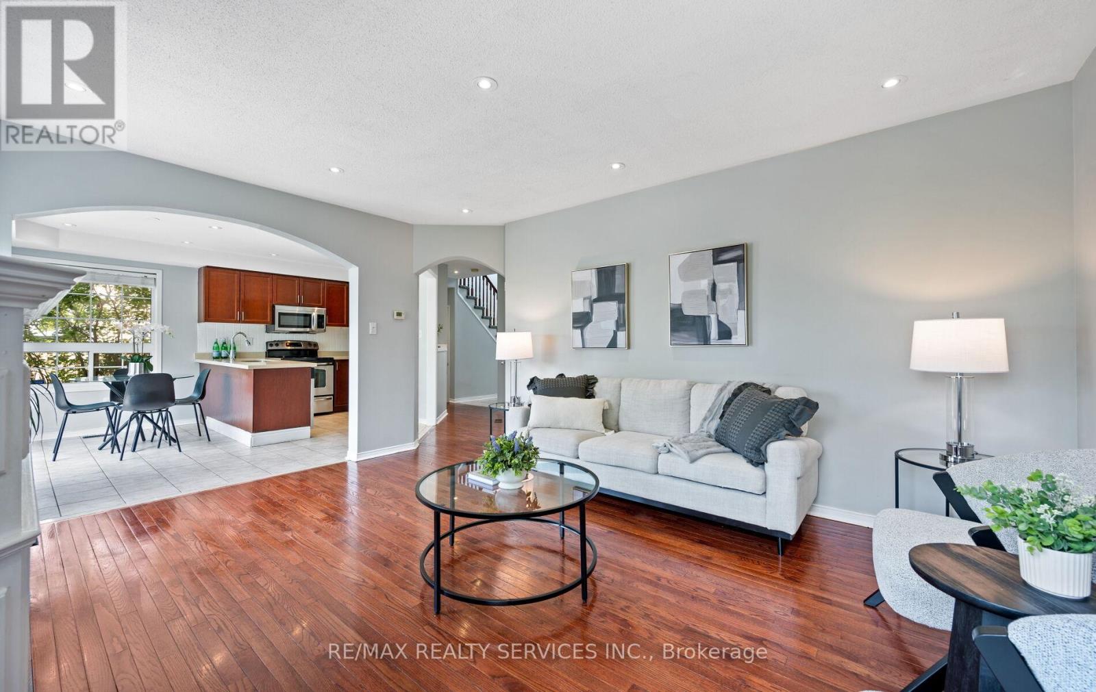 74 Earl Grey Crescent, Brampton, Ontario  L7A 2L2 - Photo 10 - W12147396