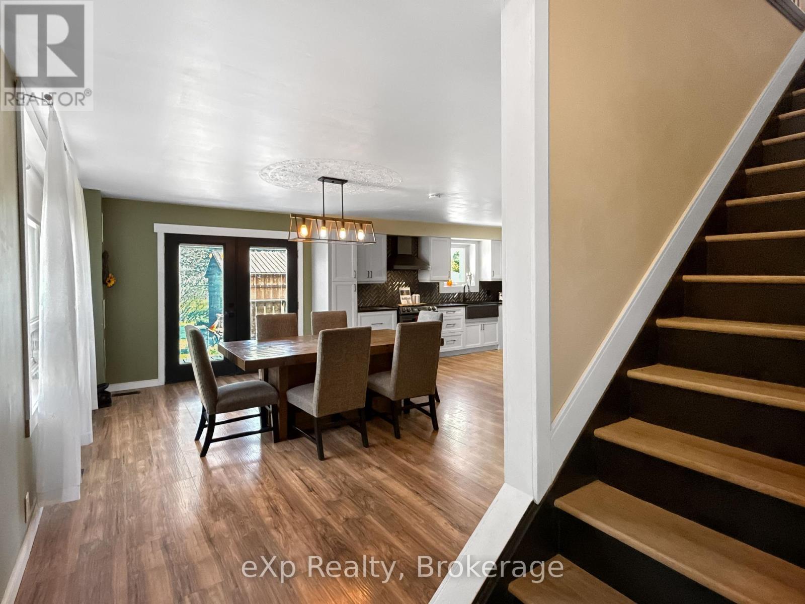 9499 Maas Park Drive, Wellington North, Ontario  N0G 2L0 - Photo 12 - X12148923