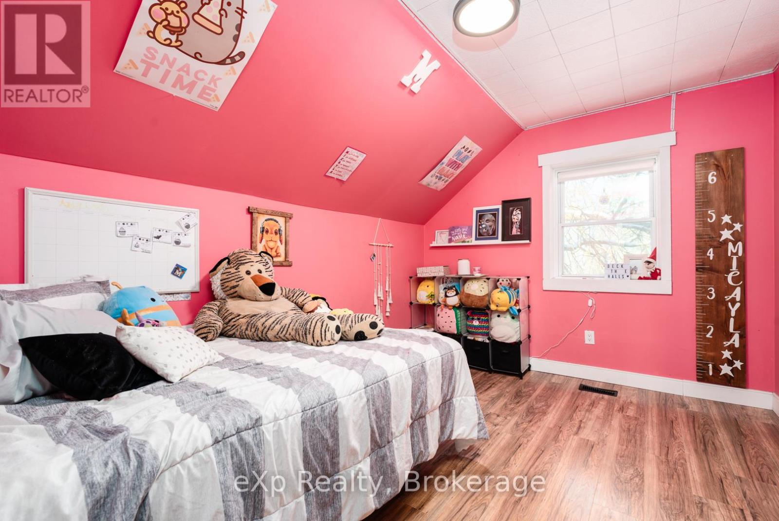 9499 Maas Park Drive, Wellington North, Ontario  N0G 2L0 - Photo 15 - X12148923