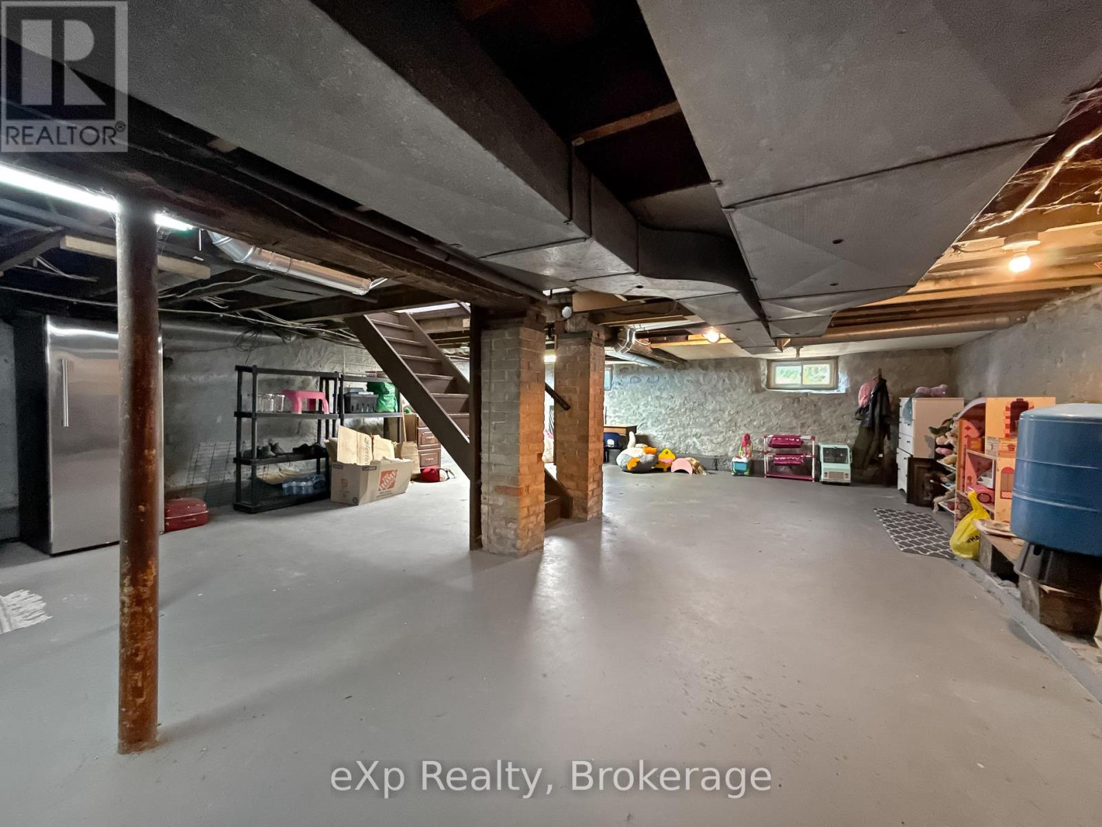 9499 Maas Park Drive, Wellington North, Ontario  N0G 2L0 - Photo 19 - X12148923