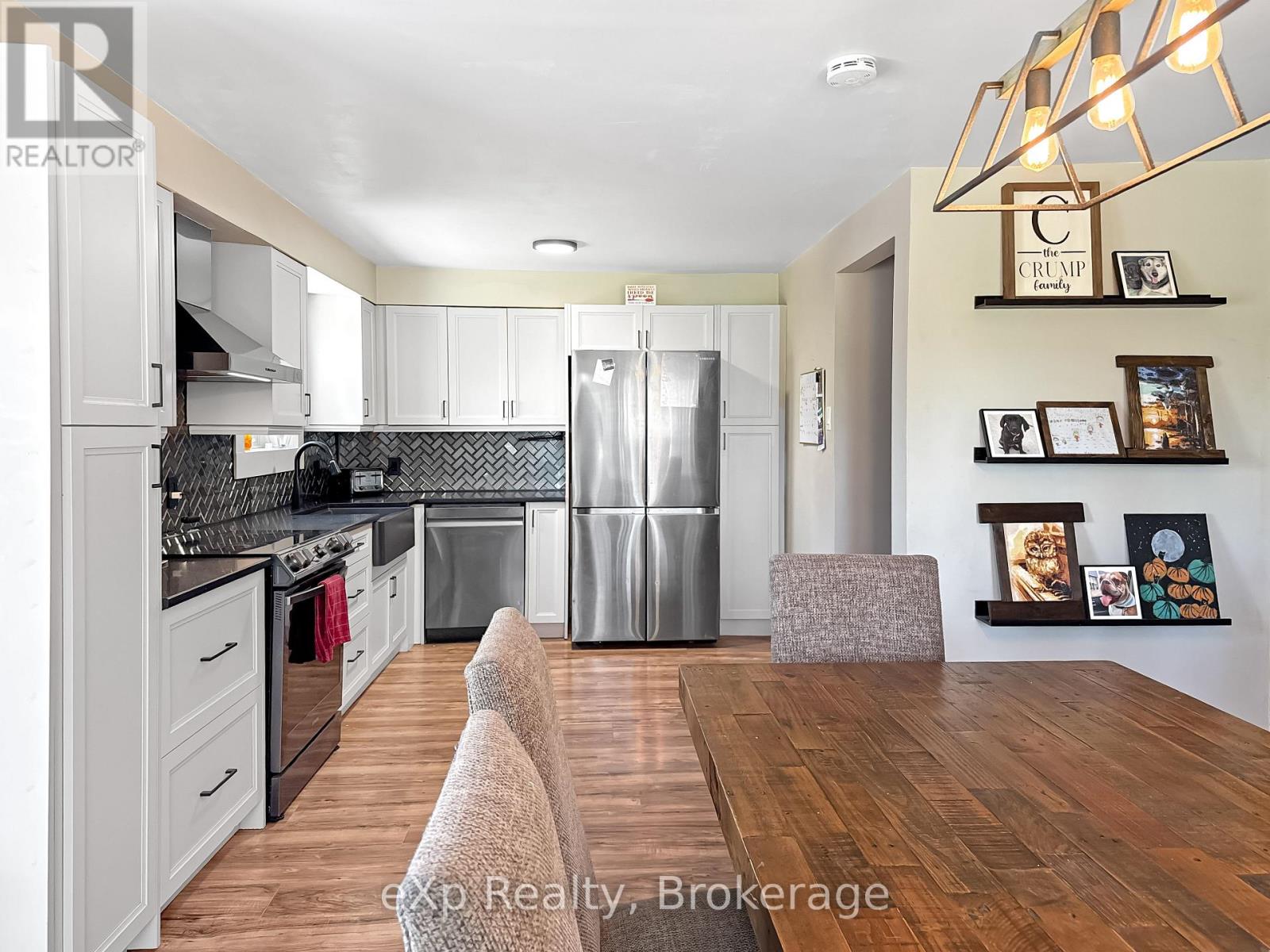 9499 Maas Park Drive, Wellington North, Ontario  N0G 2L0 - Photo 5 - X12148923