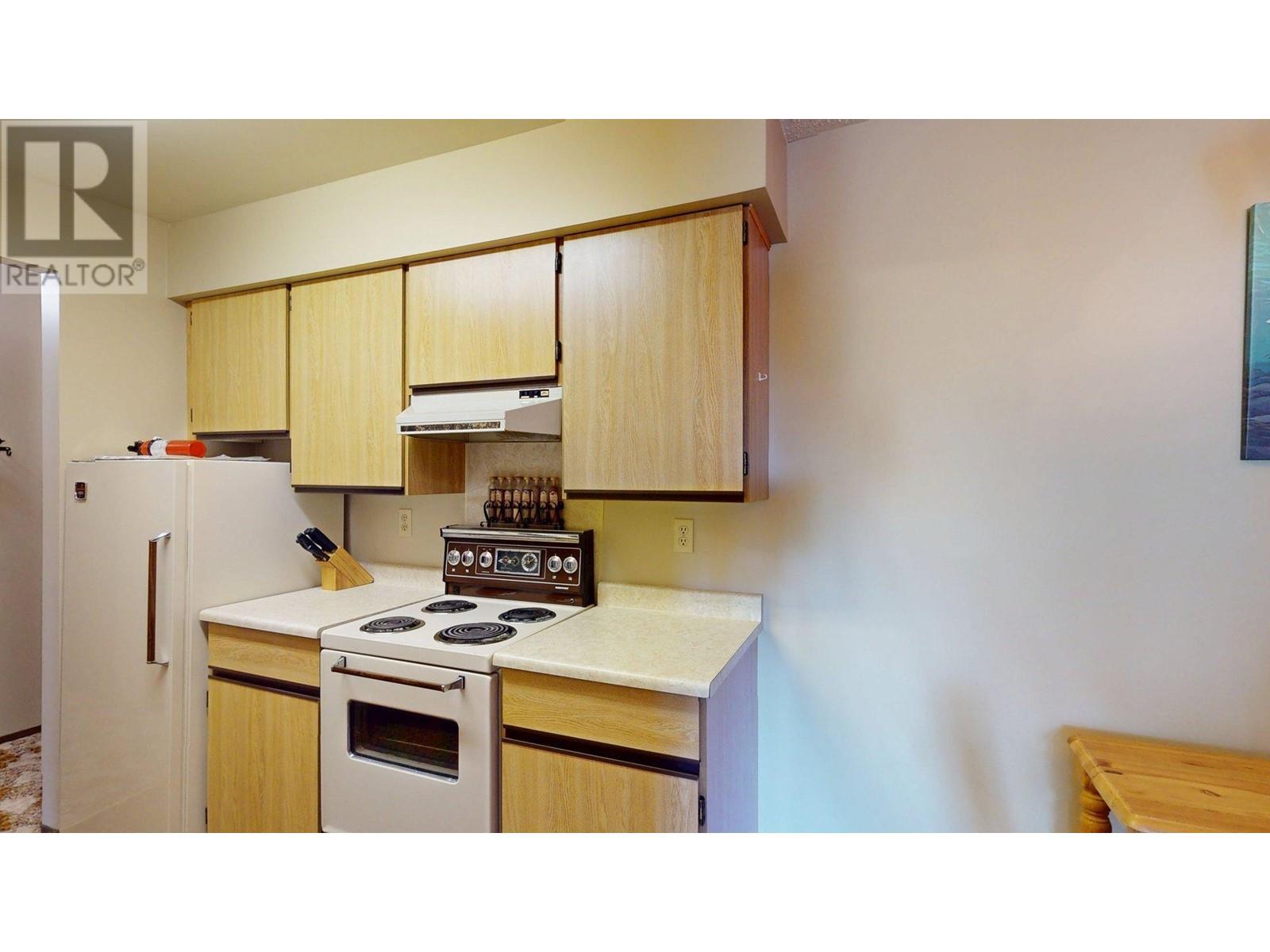 775 Balmer Crescent Unit# 109, Elkford, British Columbia  V0B 1H0 - Photo 6 - 10347950