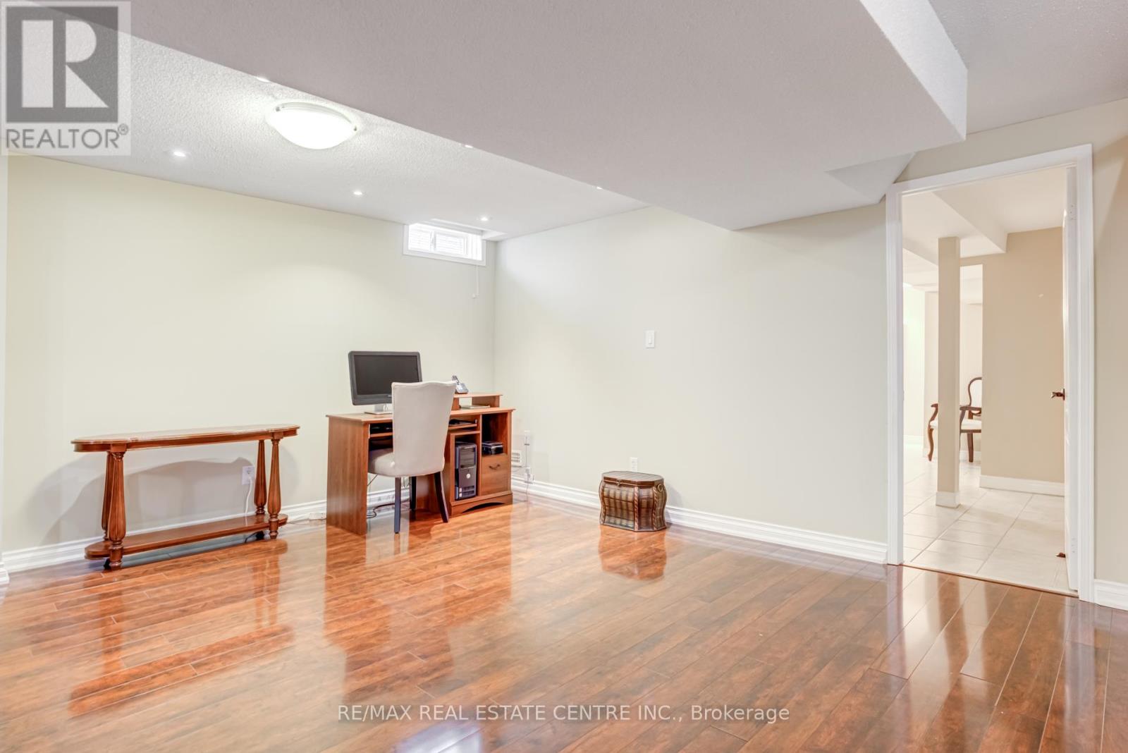 22 Woodvalley Drive, Brampton (Fletcher's Meadow), Ontario  L7A 1Z4 - Photo 27 - W12148789
