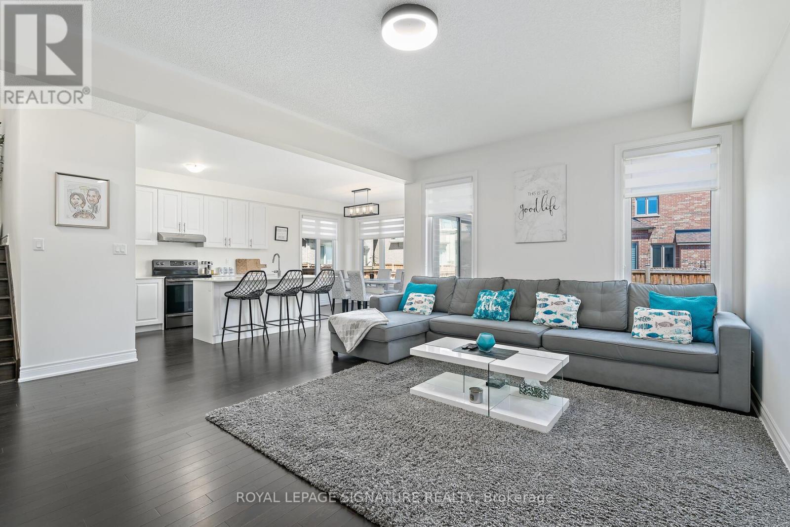 Property at 21 VINEYARD DRIVE image 5