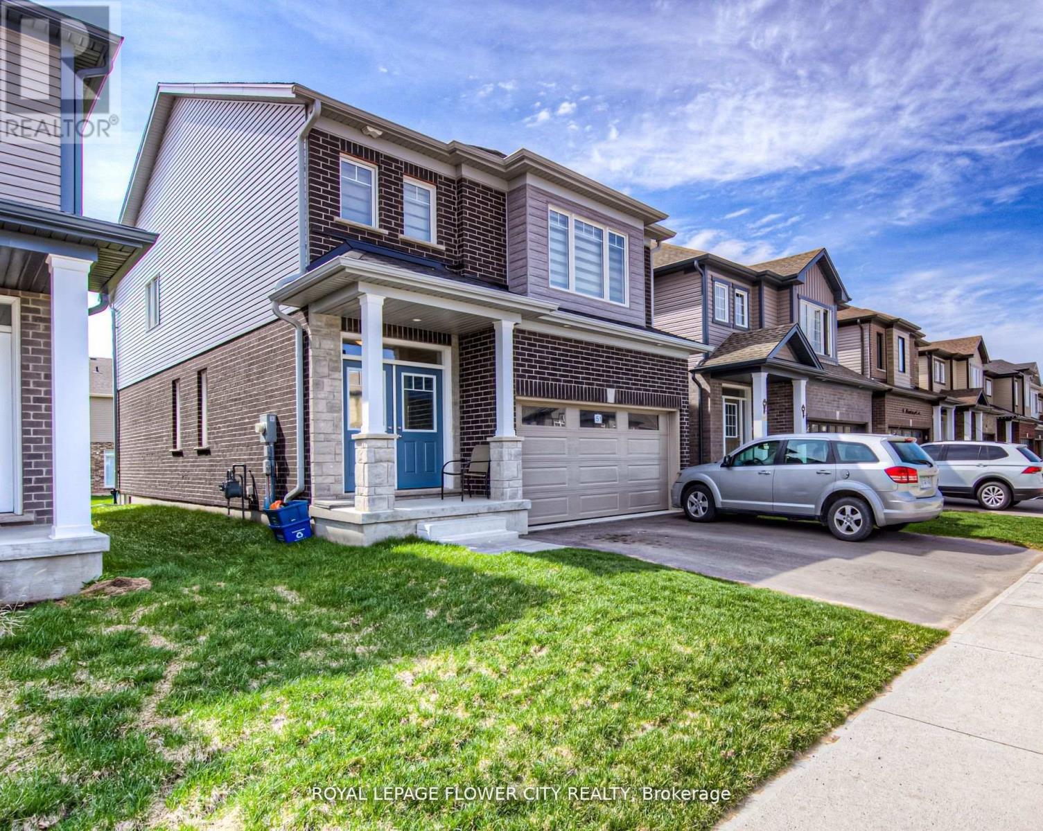 51 Beauchamp Drive, Cambridge, Ontario  N1S 0A2 - Photo 2 - X12148660