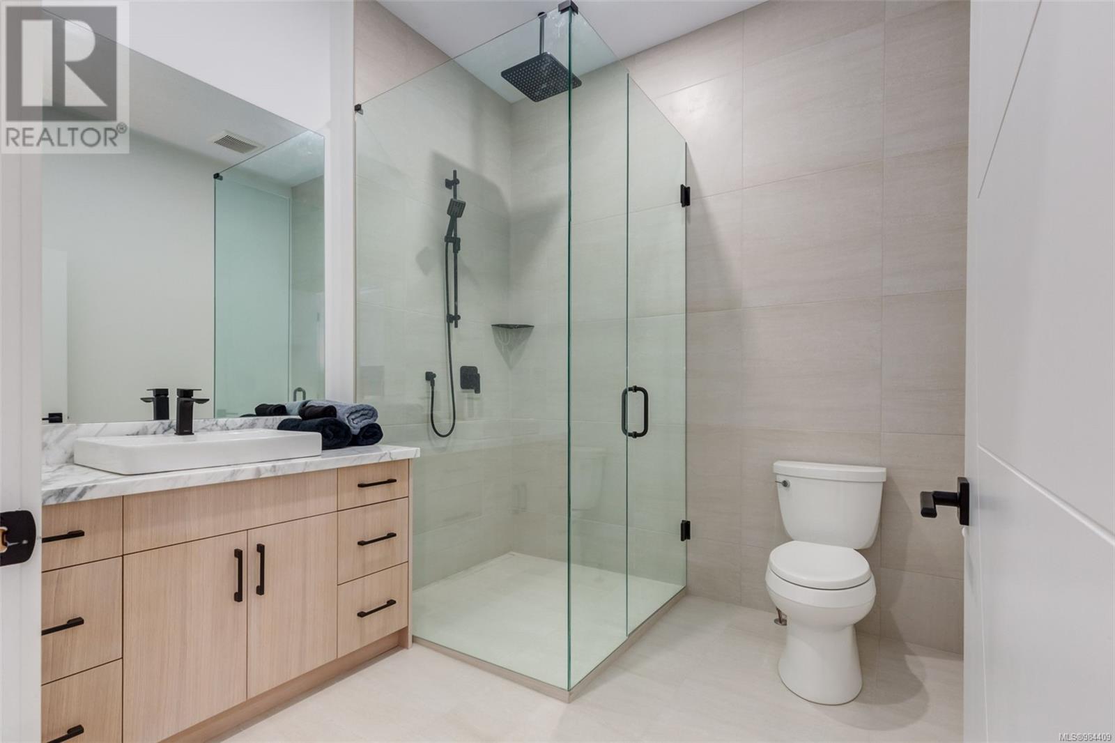 4811 Henry Roethel Rd, Ladysmith, British Columbia  V9G 1G9 - Photo 36 - 984409