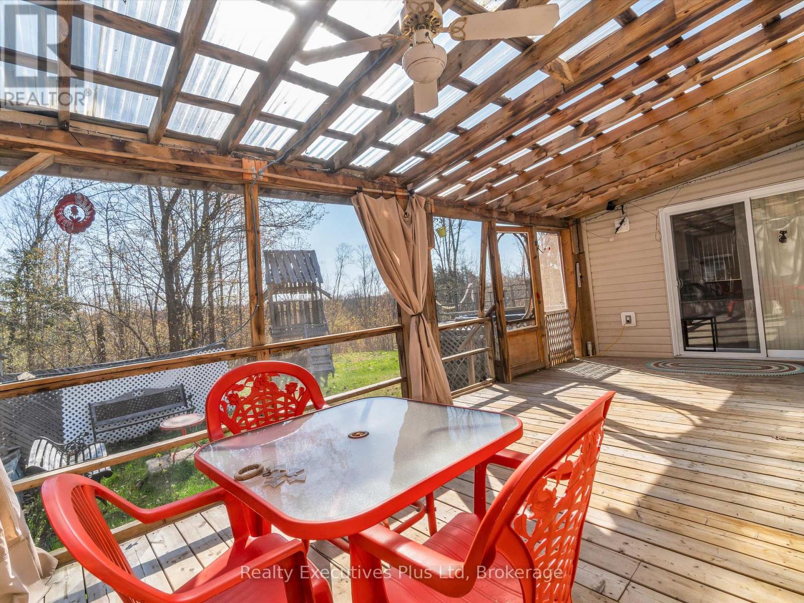 152 Moonwing Road, Magnetawan, Ontario  P0A 1A0 - Photo 5 - X12147373
