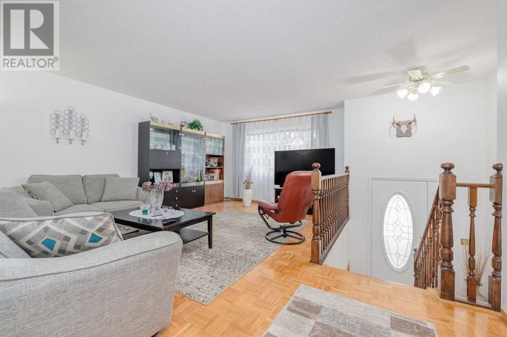 204 Dovely Place Se, Calgary, Alberta  T2B 2K6 - Photo 9 - A2218548