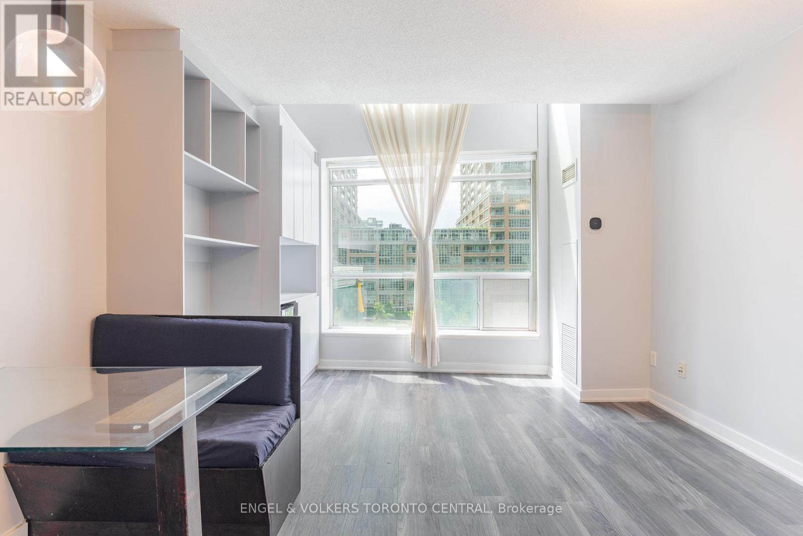 206 - 50 Lynn Williams Street, Toronto, Ontario  M6K 3R9 - Photo 10 - C12148884