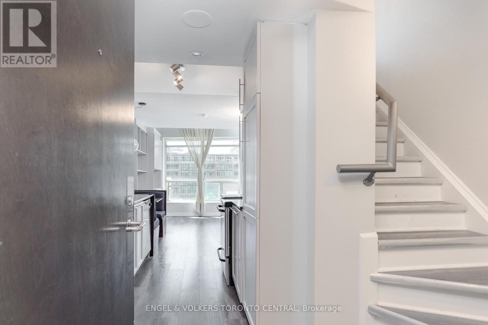 206 - 50 Lynn Williams Street, Toronto, Ontario  M6K 3R9 - Photo 3 - C12148884