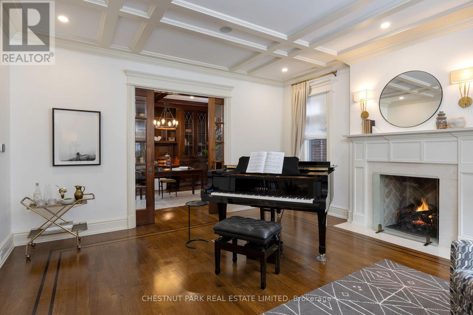 269 St Leonard's Avenue, Toronto, Ontario  M4N 1K9 - Photo 4 - C12148885