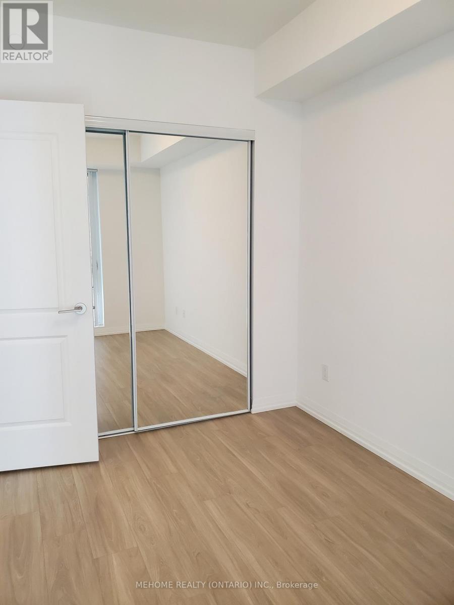 #802 - 8 Widmer Street, Toronto, Ontario  M5V 2E7 - Photo 2 - C12148920