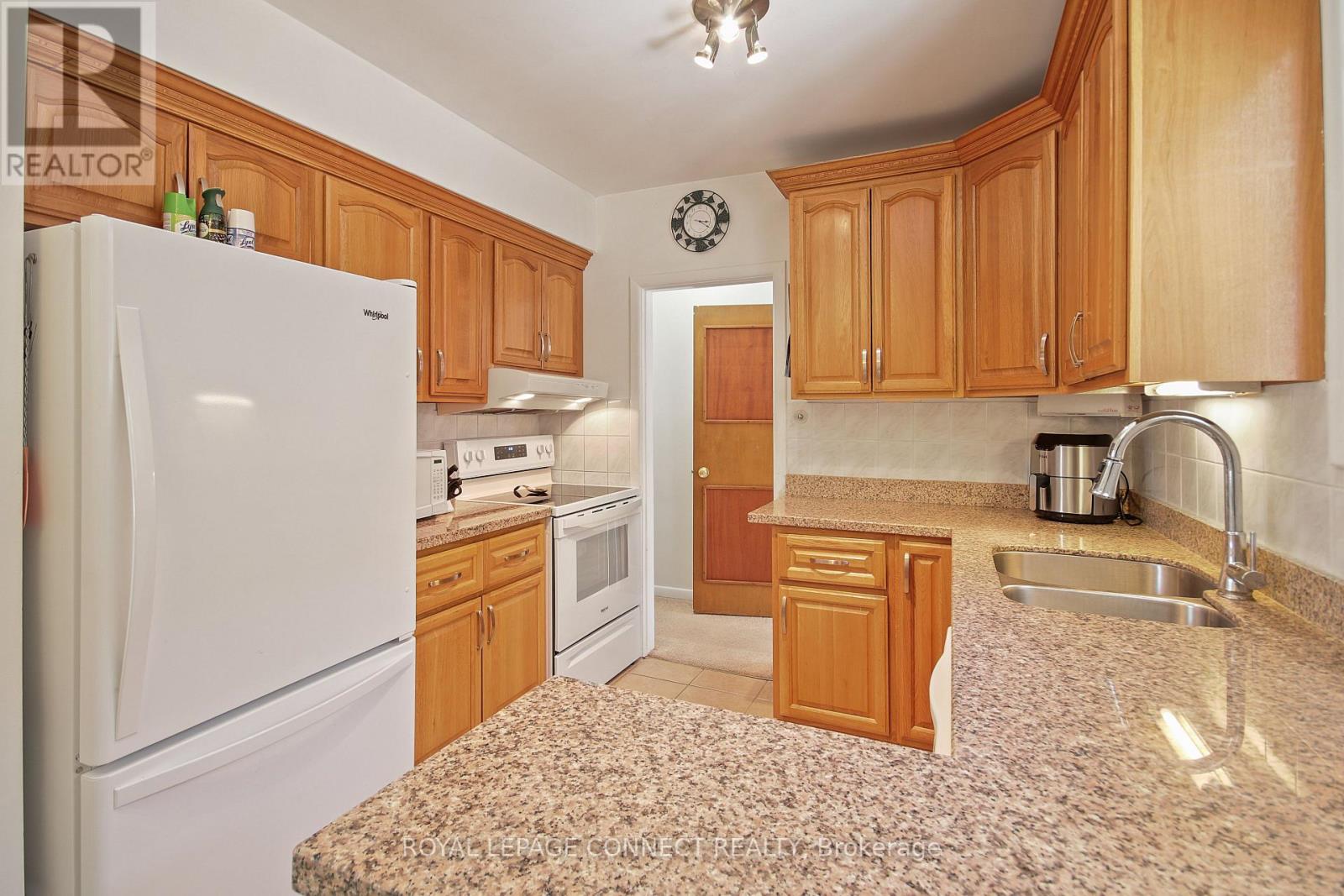 4 Sundance Crescent, Toronto, Ontario  M1G 2M2 - Photo 11 - E12140972