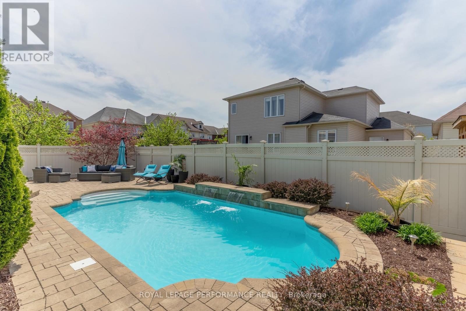 355 Goldenbrook Way, Ottawa, Ontario  K4A 0L2 - Photo 40 - X12148990