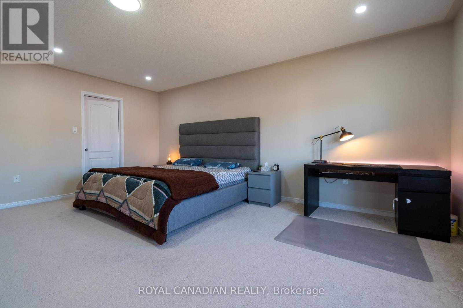 213 Richardson Crescent, Bradford West Gwillimbury (Bradford), Ontario  L3Z 0R5 - Photo 36 - N12148919