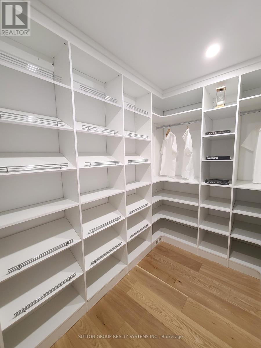 21 South Kingsway, Toronto, Ontario  M6S 3T2 - Photo 28 - W12022518