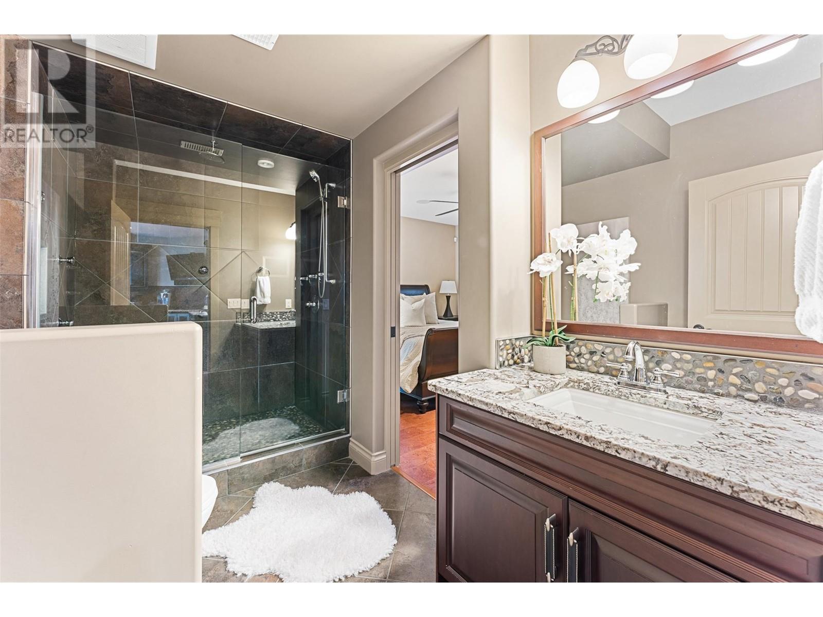 660 Almandine Court, Kelowna, British Columbia  V1W 4Z5 - Photo 46 - 10347767