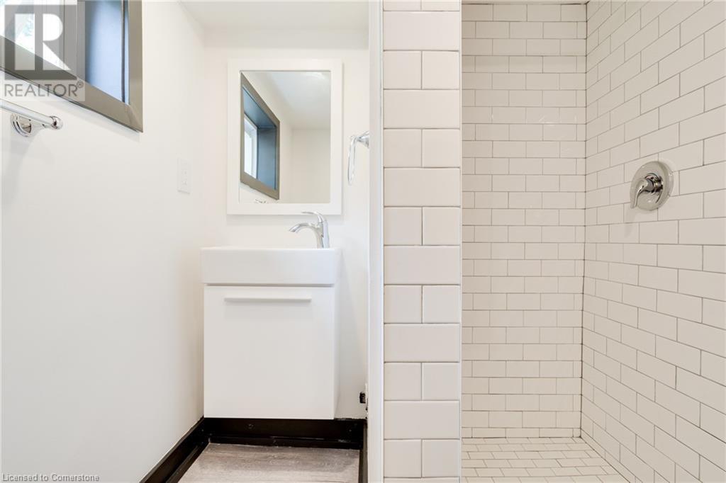 183 Maplewood Avenue Unit# Basement, Hamilton, Ontario  L8M 1X6 - Photo 15 - 40724645