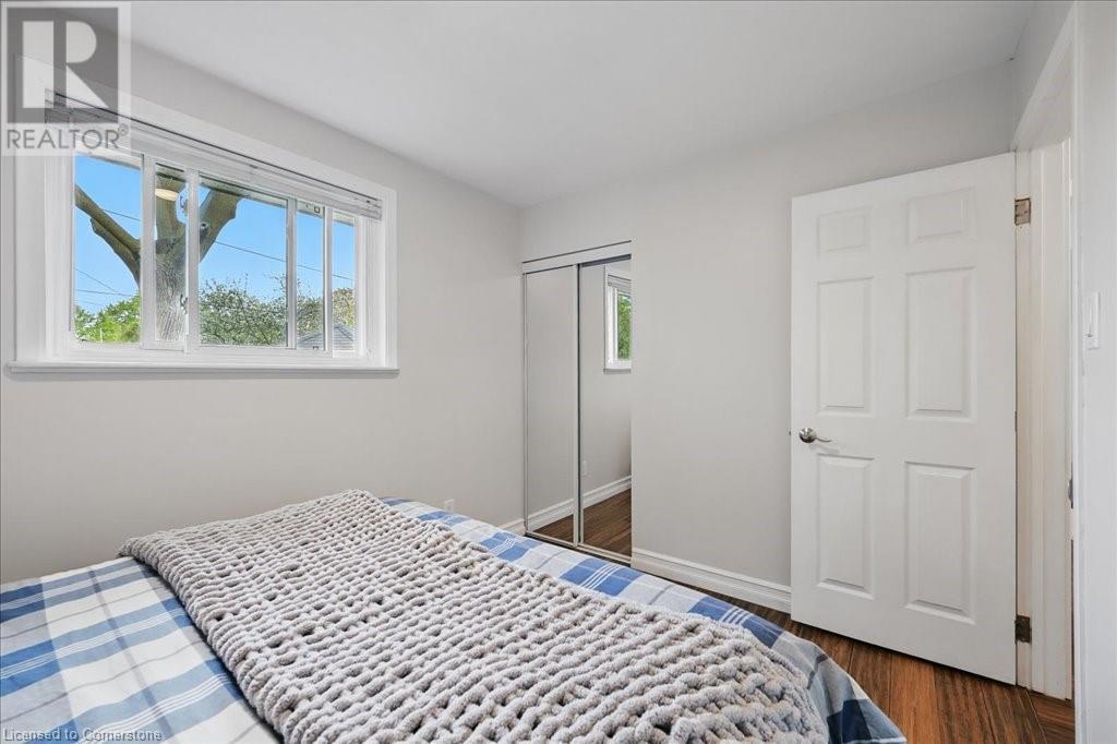 747 Mullin Way, Burlington, Ontario  L7L 4J8 - Photo 23 - 40728944