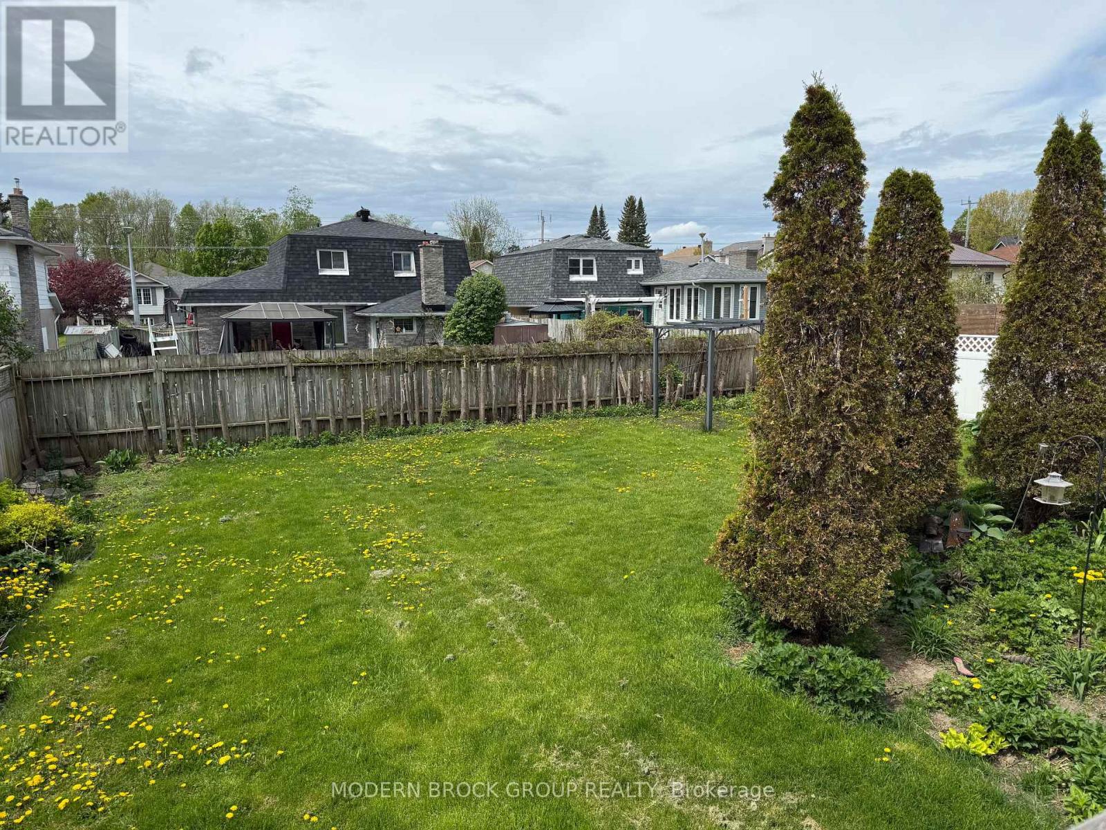 1350 Linden Crescent, Brockville, Ontario  K6V 6B6 - Photo 15 - X12148934