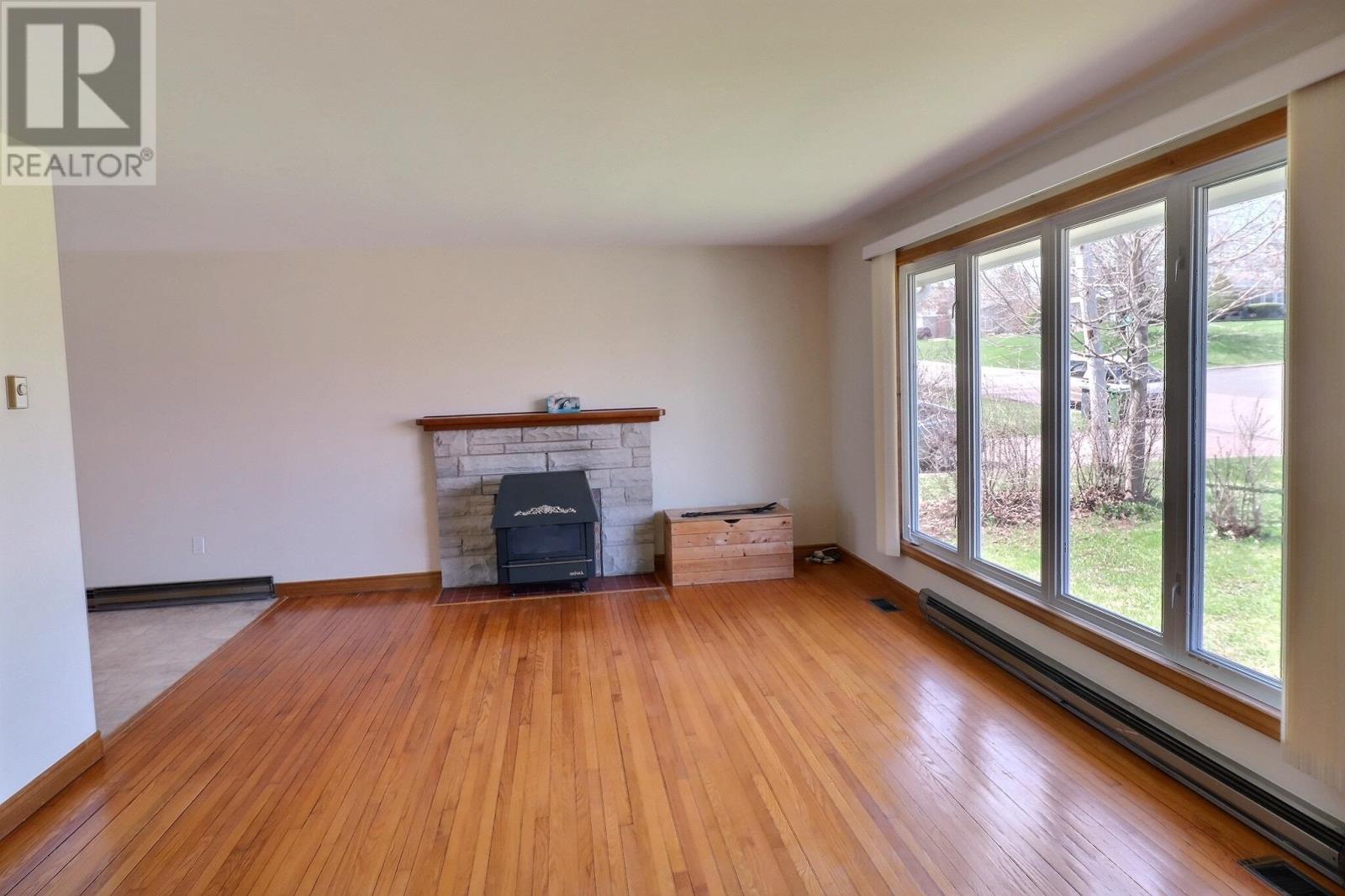 Property at 34 MacKay Drive image 5