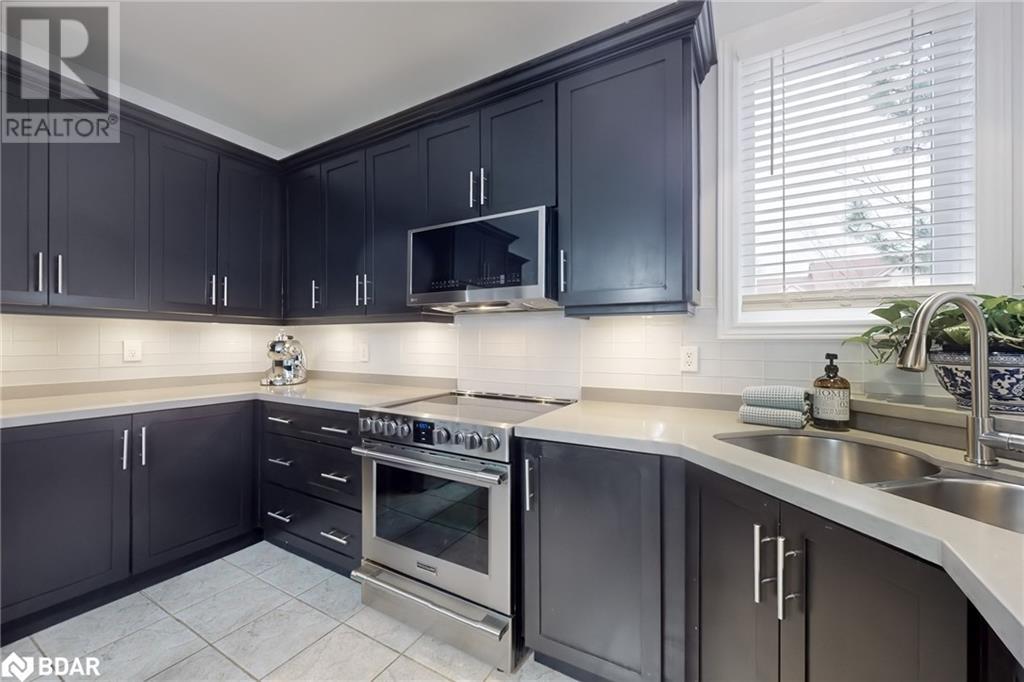 11 Kensington Trail, Barrie, Ontario  L4N 0K5 - Photo 25 - 40728792