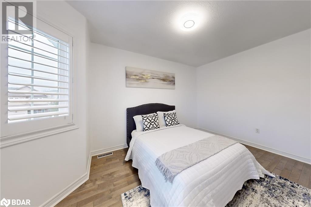11 Kensington Trail, Barrie, Ontario  L4N 0K5 - Photo 47 - 40728792