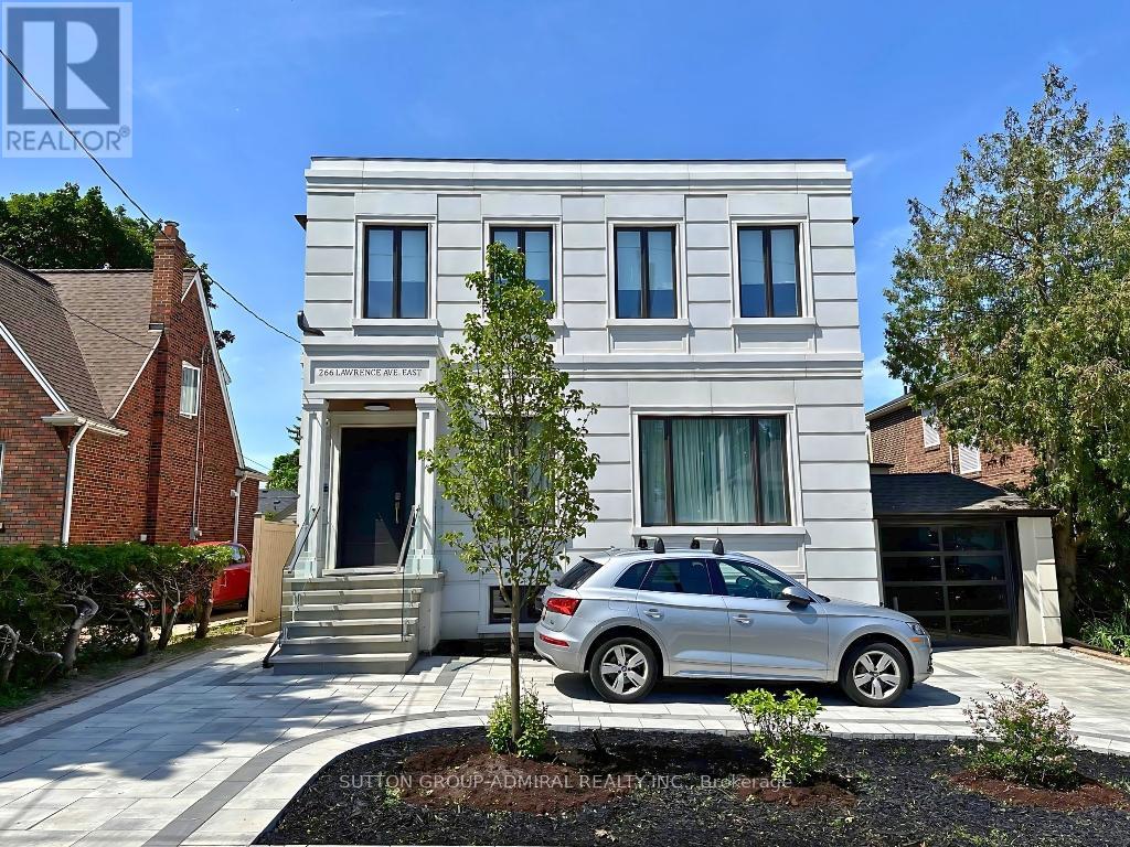 UPPER - 266 LAWRENCE AVENUE E, Toronto, Ontario