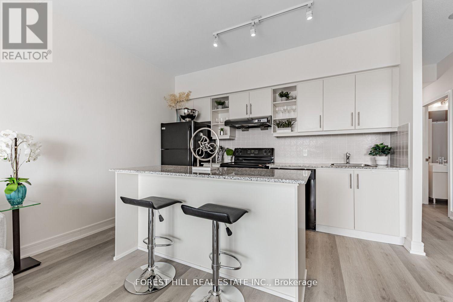 Lph13 - 35 Brian Peck Crescent, Toronto, Ontario  M4G 0A5 - Photo 10 - C12148949