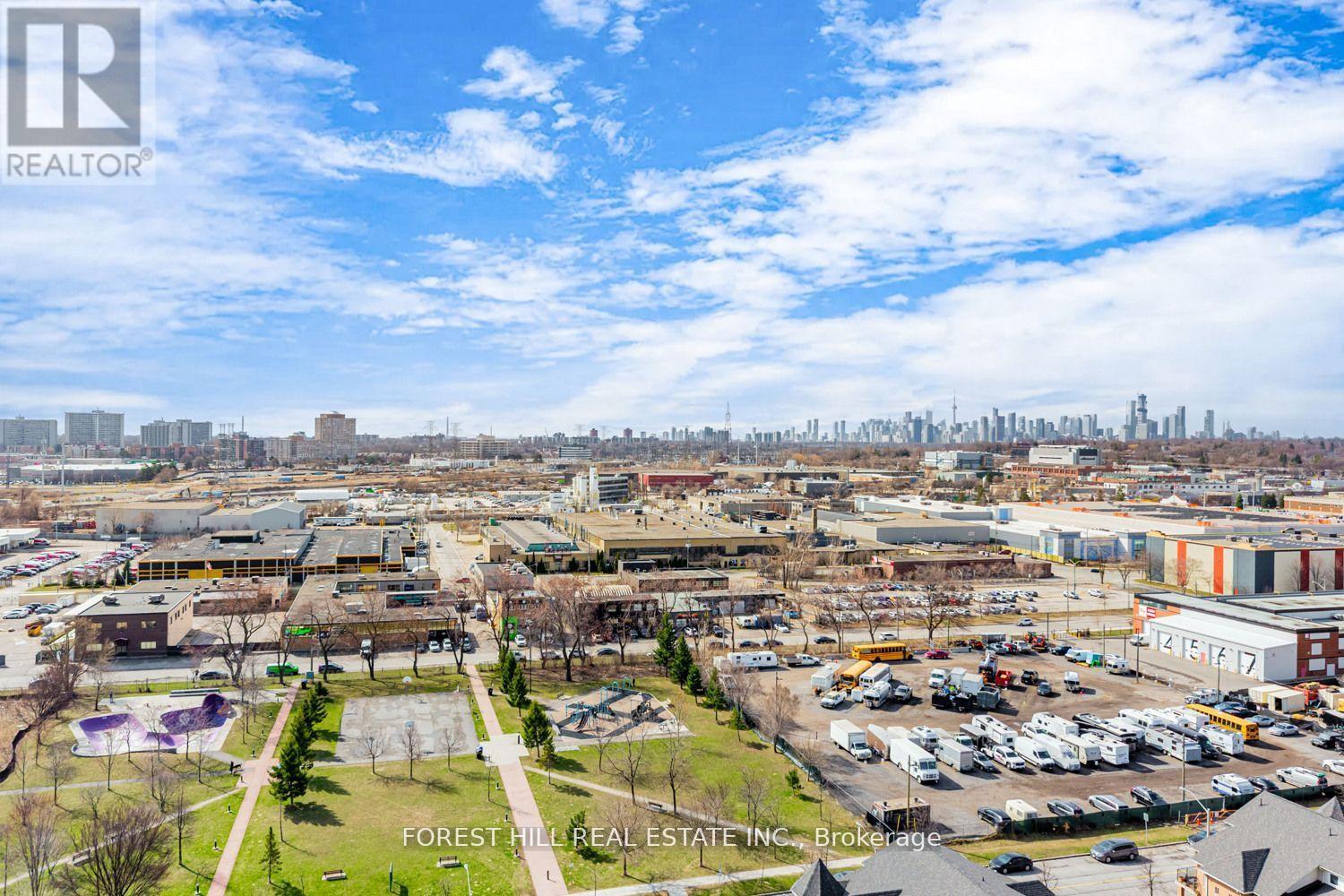 Lph13 - 35 Brian Peck Crescent, Toronto, Ontario  M4G 0A5 - Photo 32 - C12148949