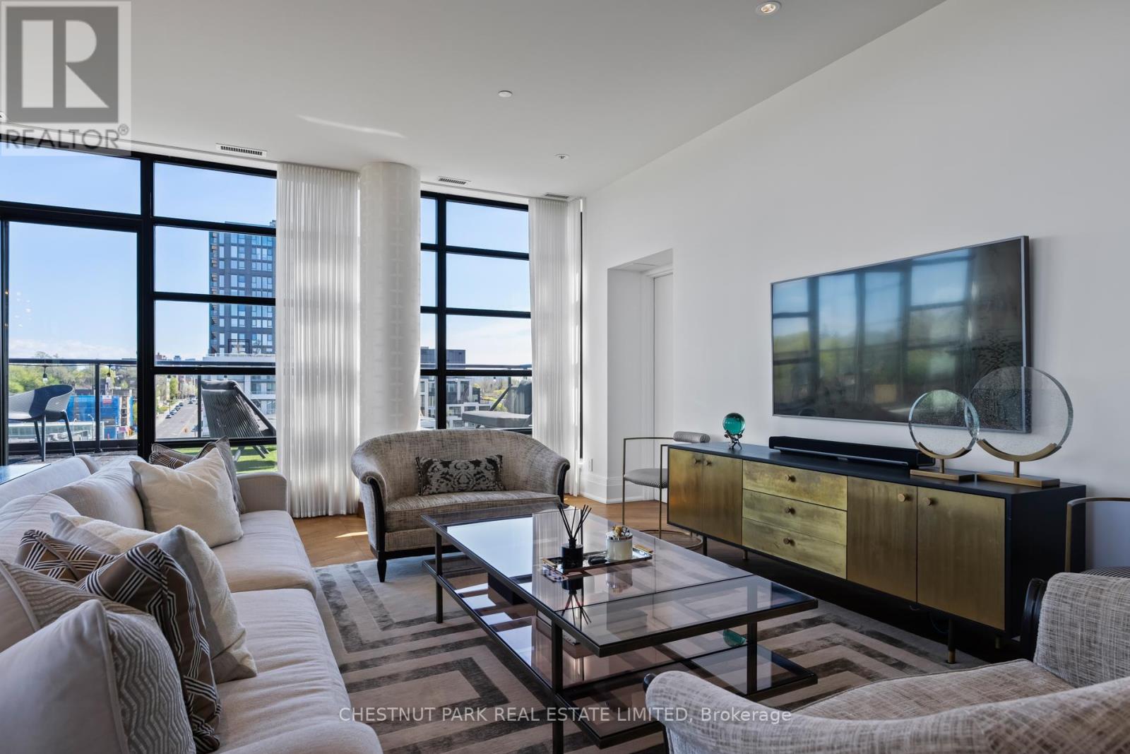 Property at 901 - 170 CHILTERN HILL ROAD image 4