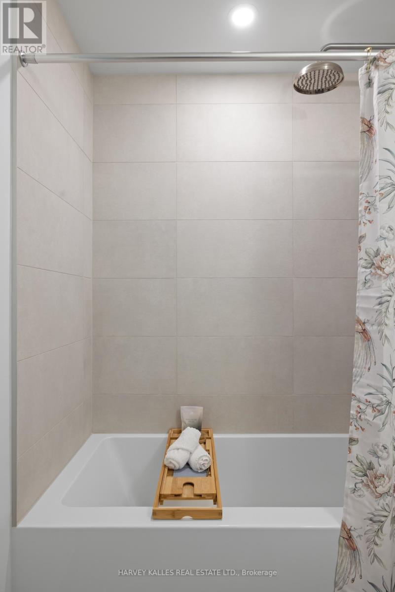 1602 - 2020 Bathurst Street, Toronto, Ontario  M5P 0A6 - Photo 15 - C12148991