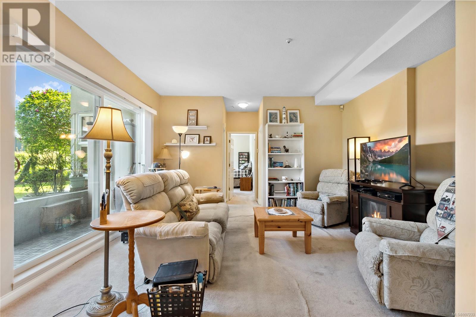 Property at 101 560 Stewart Ave image 2