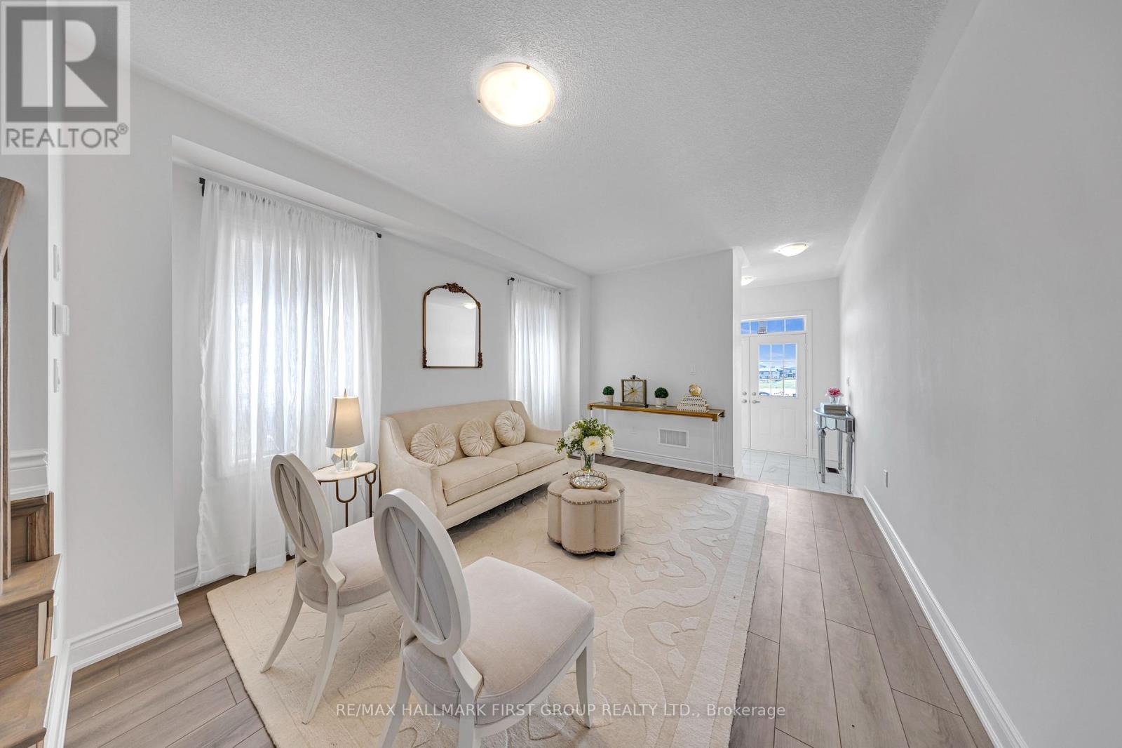 2193 Crystal Drive, Oshawa, Ontario  L1H 8L7 - Photo 9 - E12148972