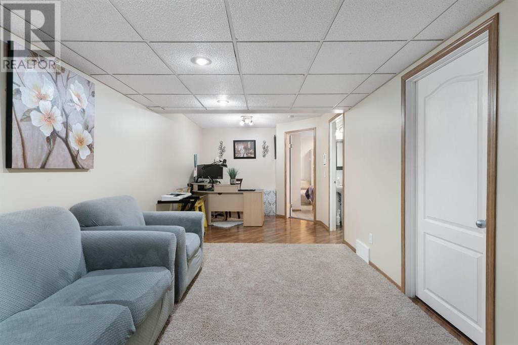 43 Eversyde Circle Sw, Calgary, Alberta  T2Y 4T3 - Photo 33 - A2219239