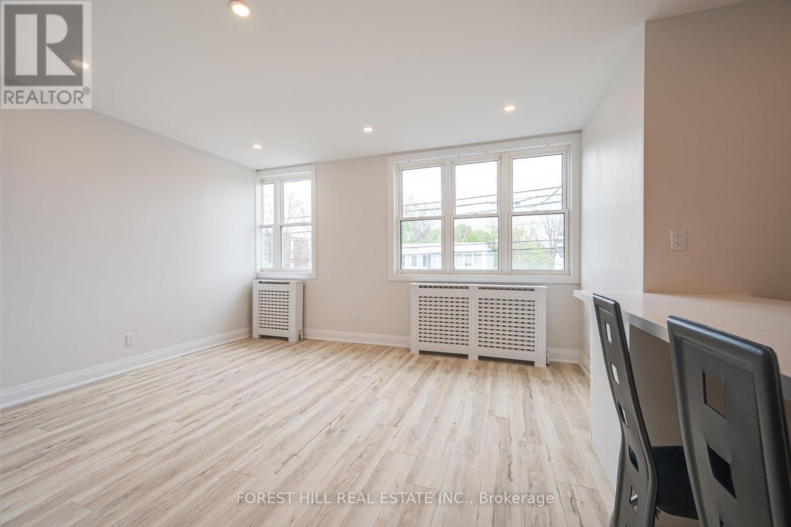 2 - 7725 Yonge Street, Markham (Thornhill), Ontario  L3T 2C4 - Photo 16 - N12148973