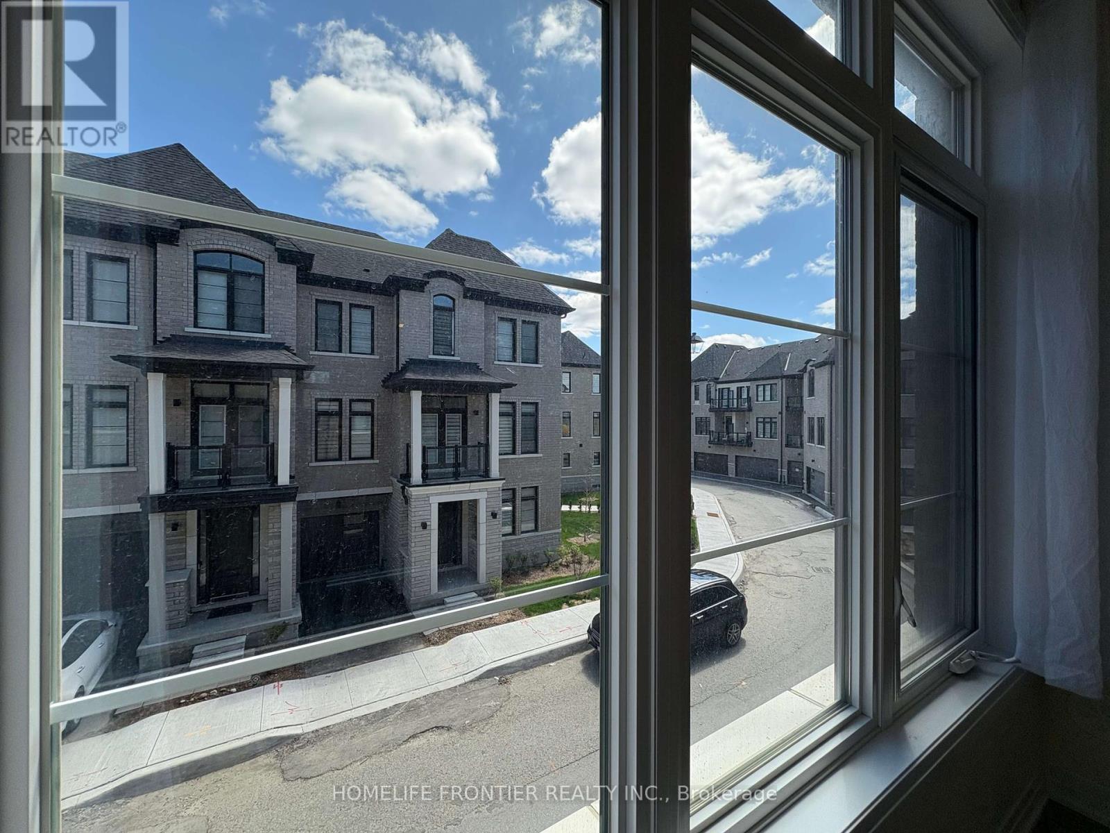 118 De La Roche Drive, Vaughan (Vellore Village), Ontario  L4H 5A3 - Photo 18 - N12148975