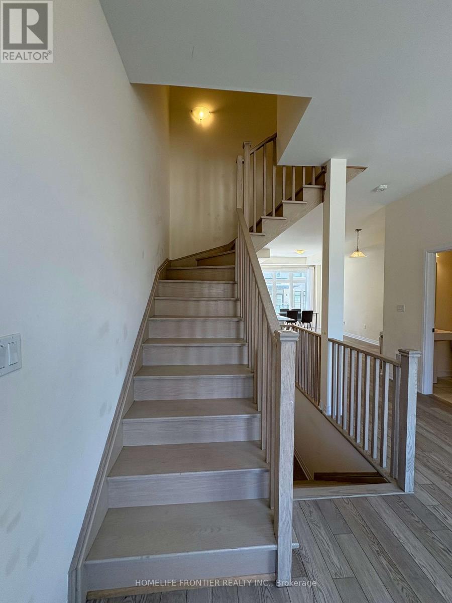 118 De La Roche Drive, Vaughan (Vellore Village), Ontario  L4H 5A3 - Photo 24 - N12148975