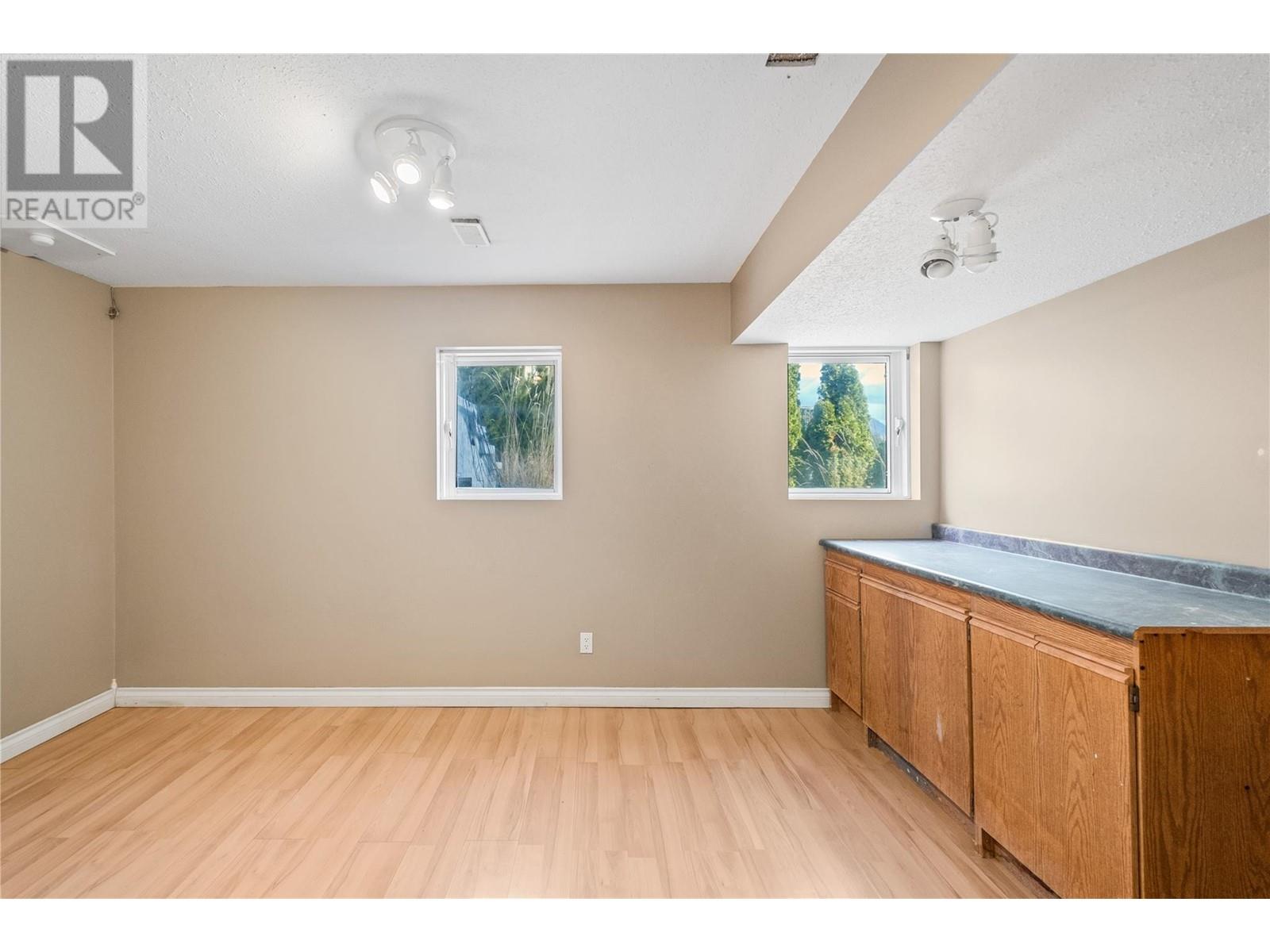 2368 Nahanni Court, Kelowna, British Columbia  V1V 1N1 - Photo 47 - 10348024