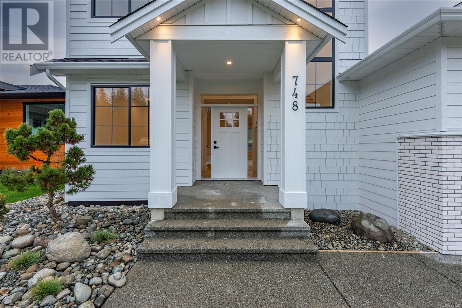 748 Beaver Creek Blvd, Campbell River, British Columbia  V9H 0G4 - Photo 3 - 999728