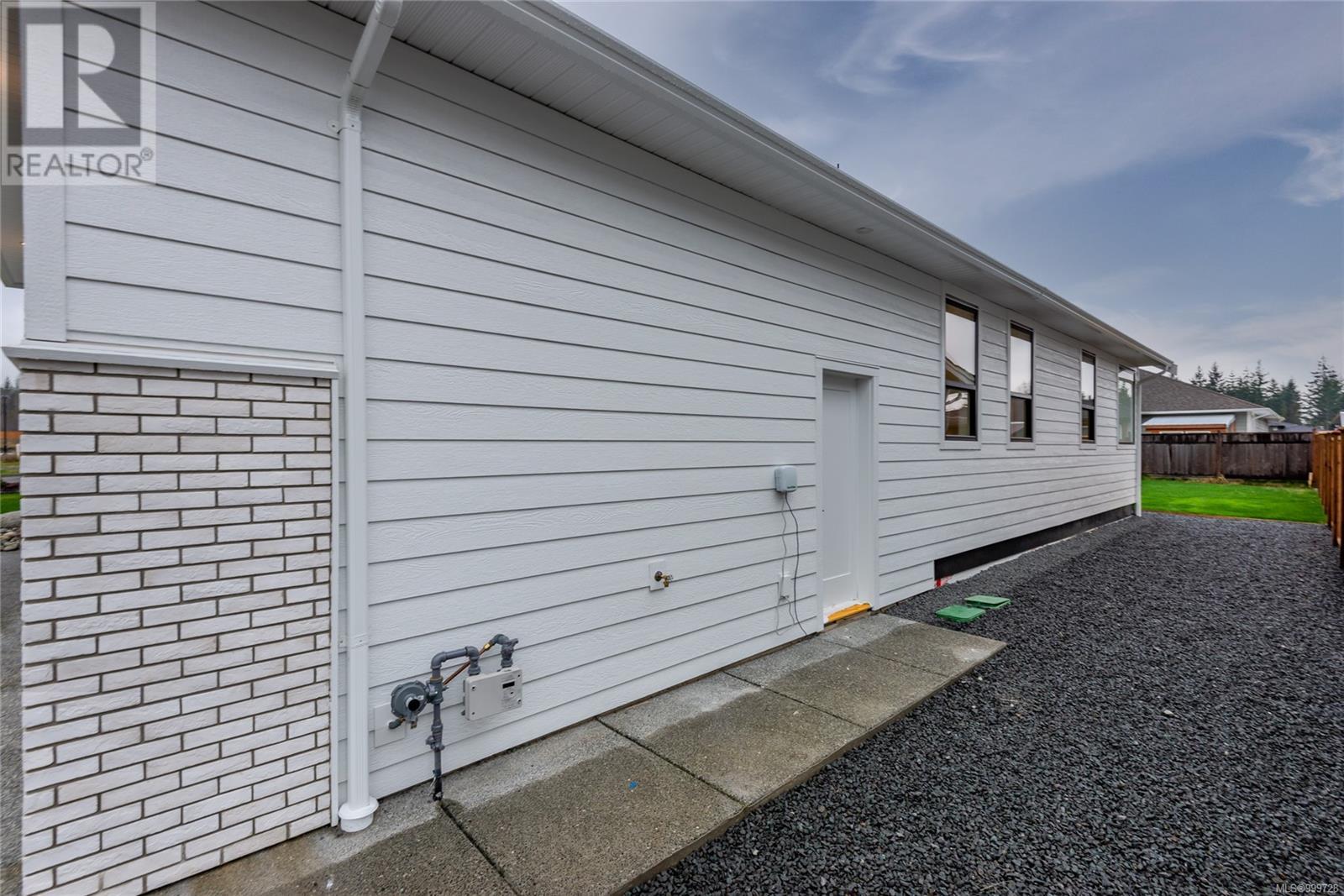 748 Beaver Creek Blvd, Campbell River, British Columbia  V9H 0G4 - Photo 53 - 999728