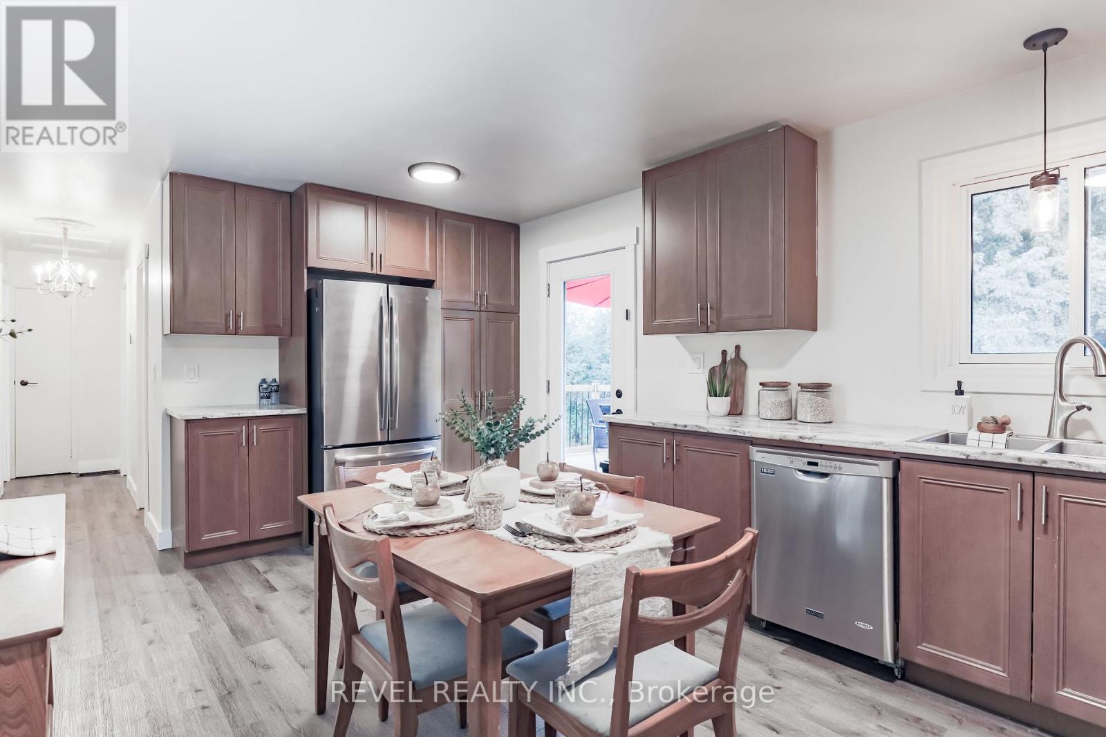3880 Highway 35, Kawartha Lakes, Ontario K0M 1G0 - Photo 10 - X12149008