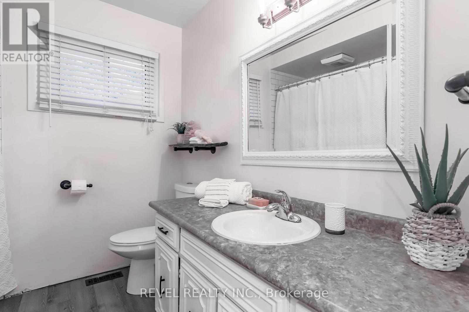 3880 Highway 35, Kawartha Lakes, Ontario K0M 1G0 - Photo 11 - X12149008